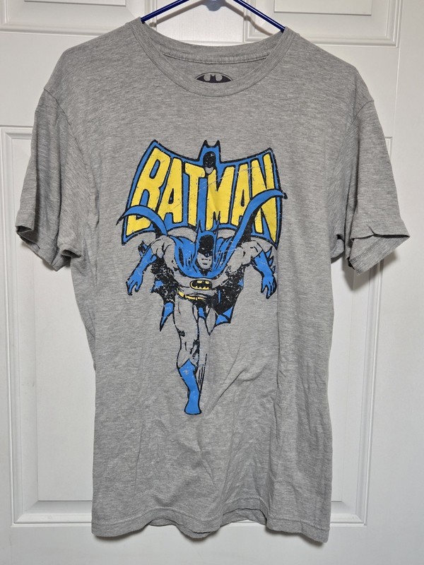 DC Comics Batman Retro Style Wash Silver T-Shirt Size Large