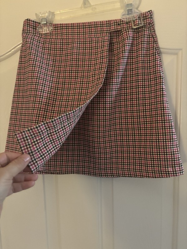 J. Galt Women’s Pink Black White Plaid Wrap Mini Skirt Button Buckle Size S gallery