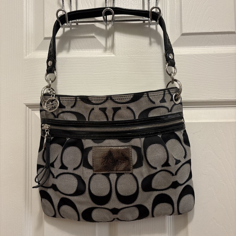 Coach Poppy Signature Hippie Shoulder Bag “C” monogram Pattern Grey And Black
