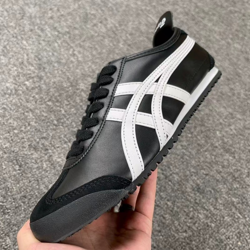 DL408-9001 Onitsuka Tiger Mexico 66 Black and White Colored Sports Shoes