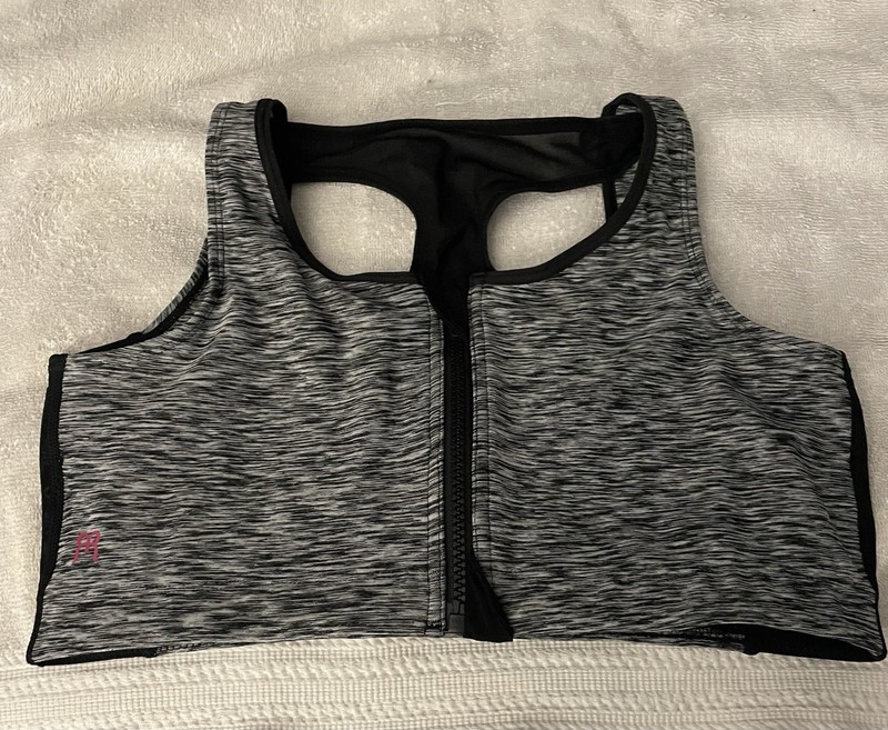 Ruby Ribbon Zip Sport Demiette Size 38 Style 1791