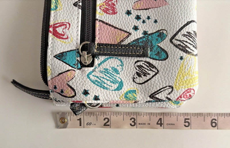 New Stone Mountain Hearts Bonded Leather Wallet/Purse/Clutch, No Strap. gallery