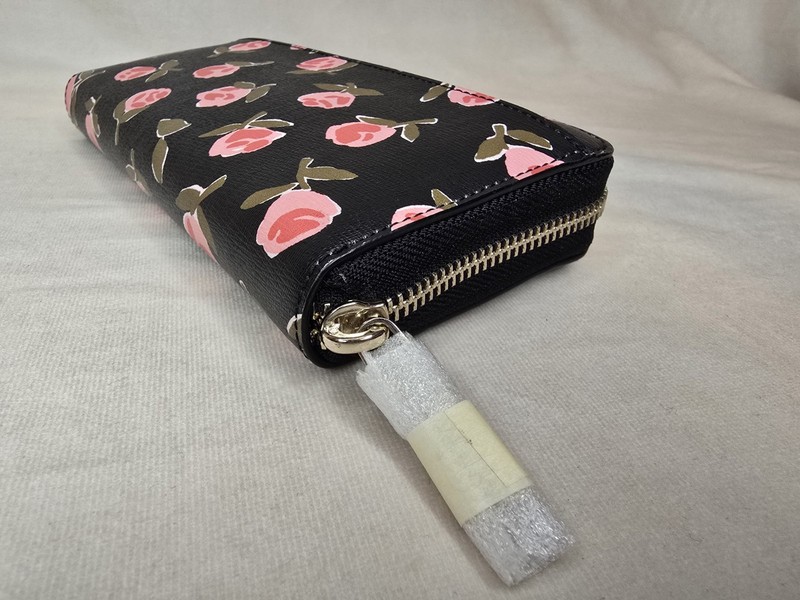NWOT Kate Spade Black Multi DITSY ROSE Zip Around Accordion Wallet gallery