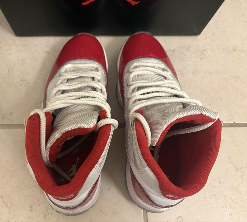 Jordan Air Jordan 11 Retro Men’s Mid Top Colorblock Red/White Sneakers 378037