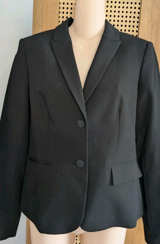 Calvin Klein Women’s Black Wool/Spandex 2-Button Notch Lapel Lined Blazer Sz 4