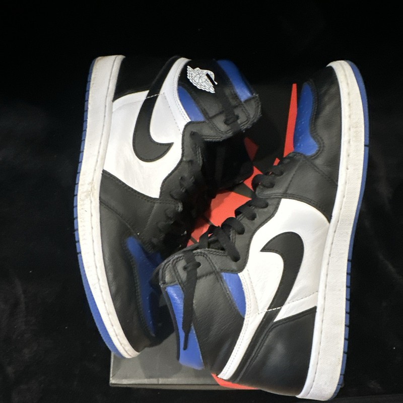 Jordan Air Jordan 1 Retro High OG Royal Toe Black/White/Game Royal 555088-041 gallery