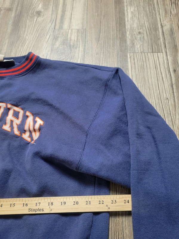 Auburn Tigers Sweatshirt Mens Large Blue Crewneck Pullover Red Oak College NCAA gallery
