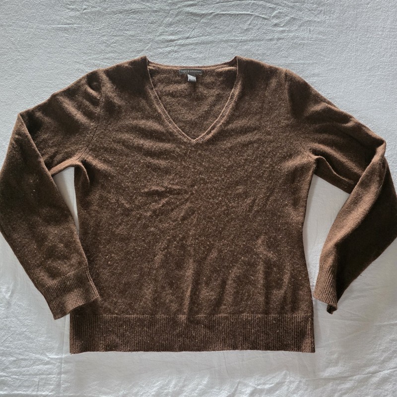 Women’s Apt. 9 Rust, 100% Cashmere V-Neck Sweater, Size L
