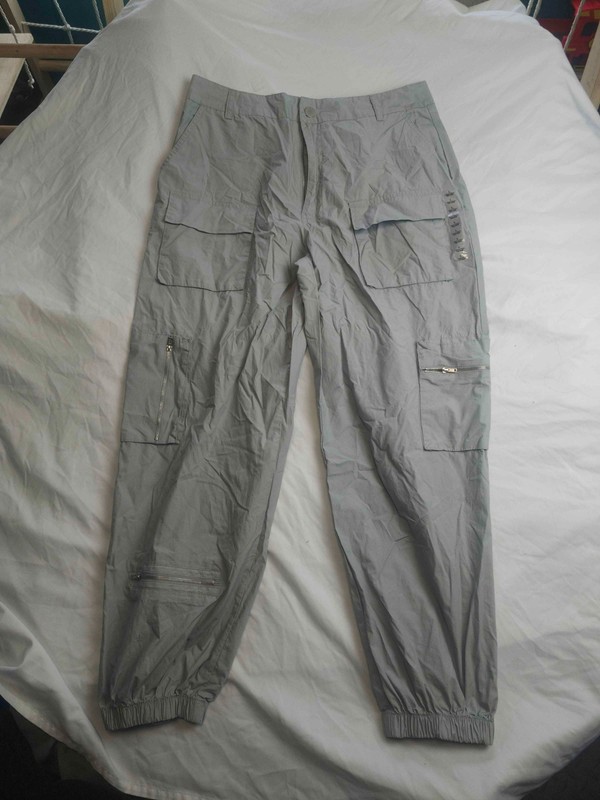 rue21 Mid Rise Cargo Joggers Pants Womens L Gray Gorpcore Utility Streetwear NWT
