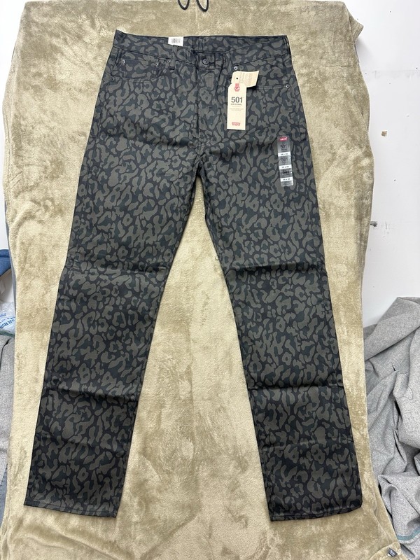 Levis 501 Jeans Men 35×36 Green Dark Pants Levi Strauss Button Fly Camouflage