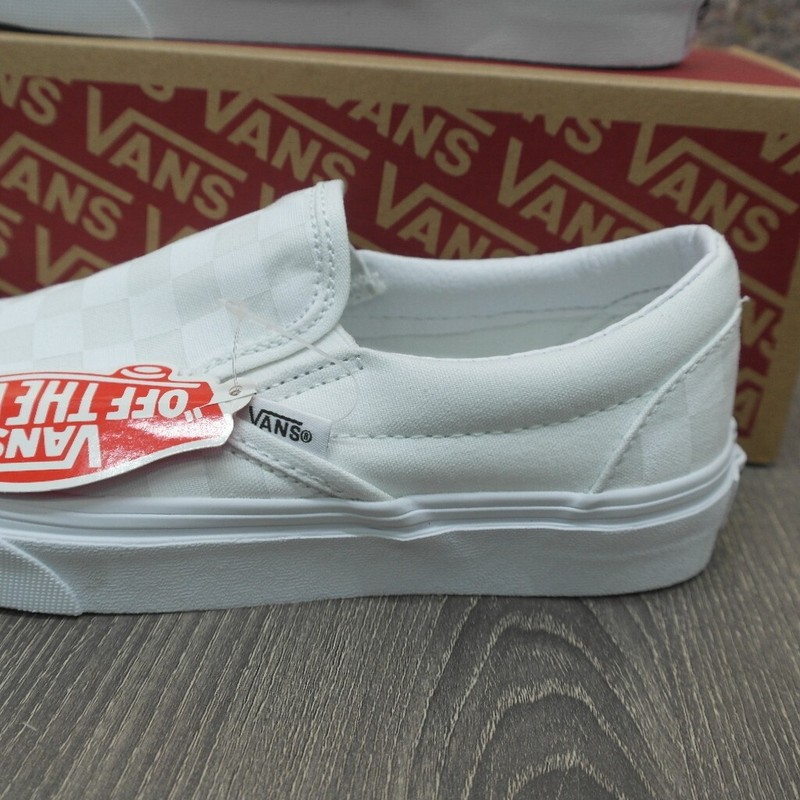 Vans VN000EYE Classic Slip On White Checkered Shoes Mens SZ 4.5, Ladies SZ 6 gallery