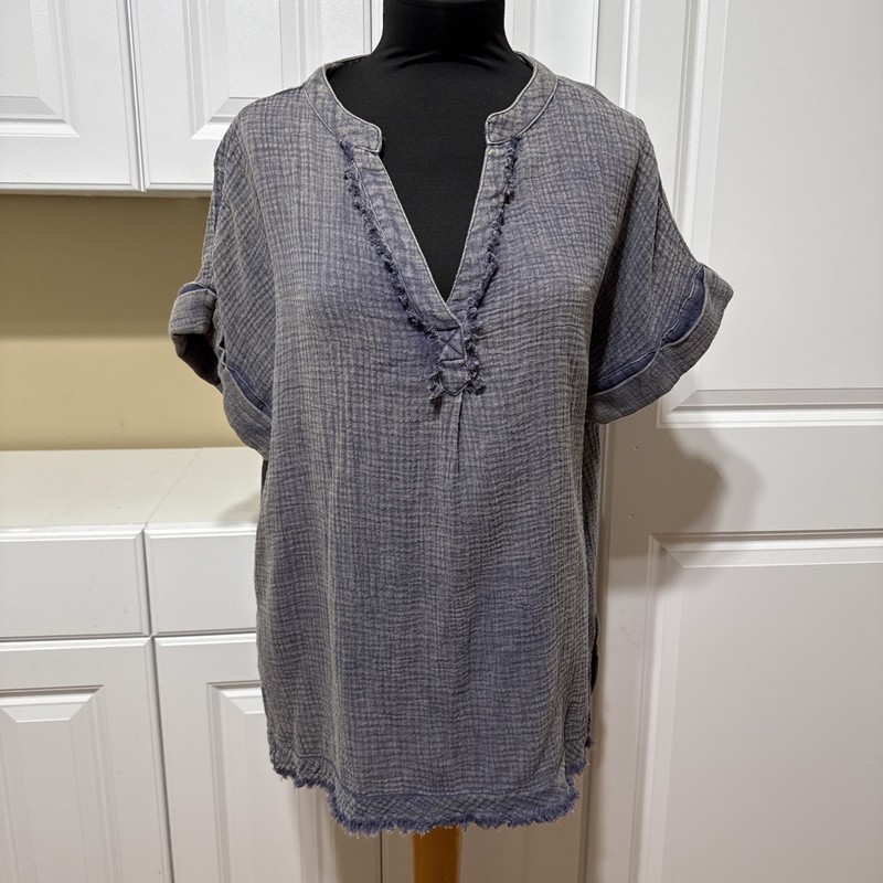 Umgee Mineral Wash Gauze Tunic Top V Neck Blue Gray Size S Short Sleeve