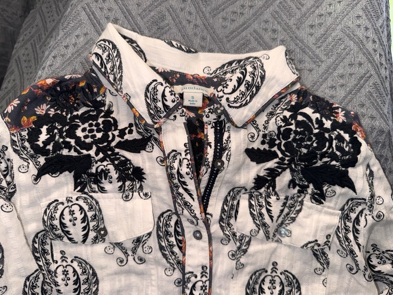 Sundance Women's S White/Black Paisley Embroidered Collared Woven Cotton Shirt gallery