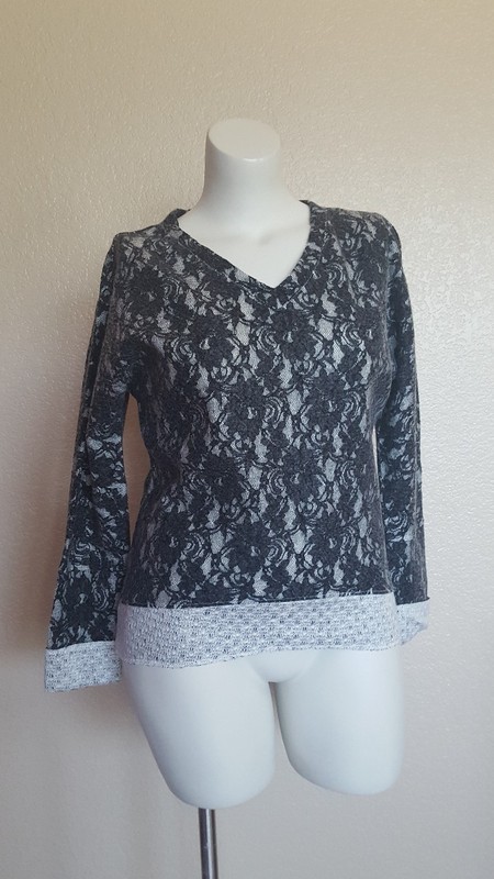 KUT from the KLOTH XS Black White Lace Oversize Sweater Top NWT $68