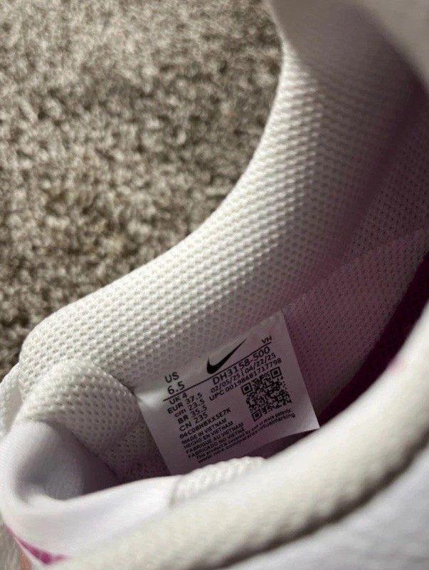 Nike Court Borough Low 2 GS White/Pink Leather Lace-Up Sneakers US 6.5 gallery