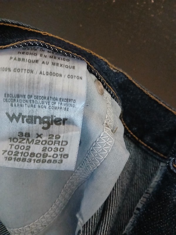Mens WRANGLER JEANS 38 X 29 Brand New gallery