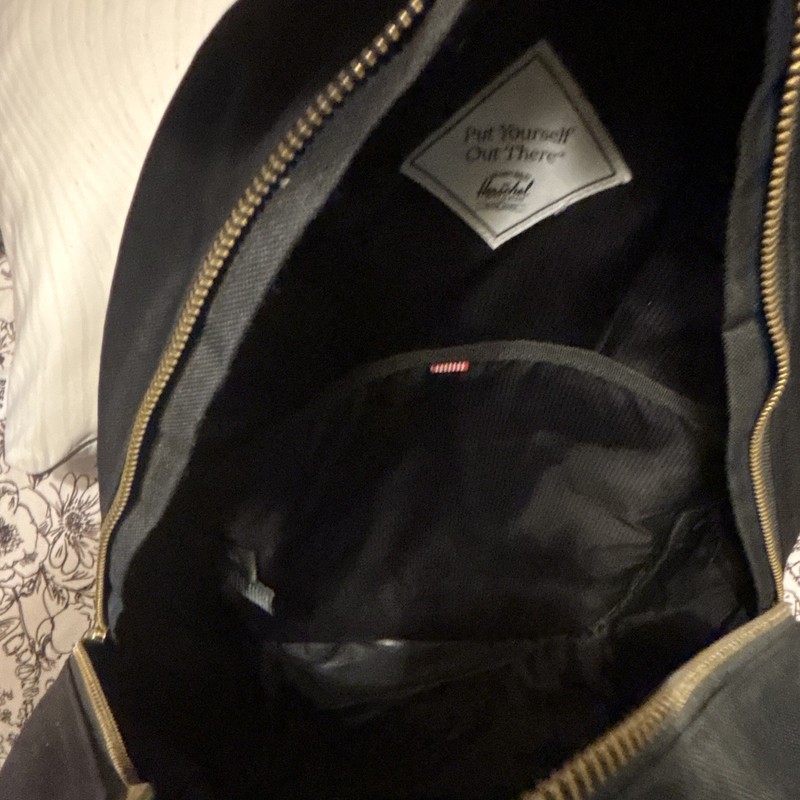 Herschel Black Backpack Zip Closure Front Zipper Pocket Medium Unisex Adults gallery