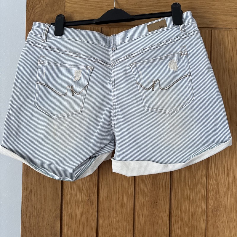 Next Light Wash Striped Distressed Denim Shorts Size 16 BNWOT gallery