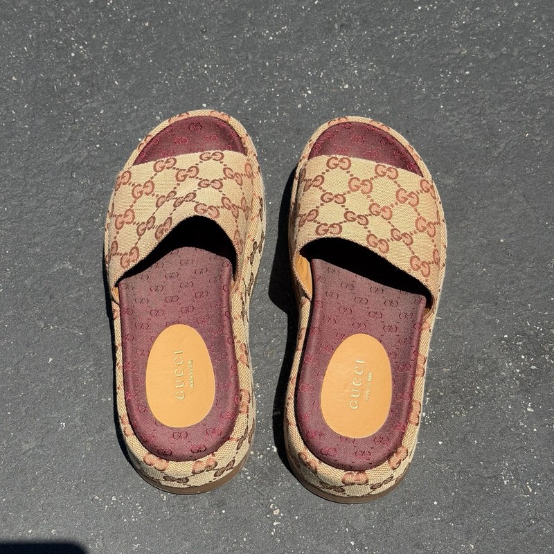 Gucci GG Monogram Wool Slide Sandals Beige/Brown/Burgundy Unisex US 5.5 gallery