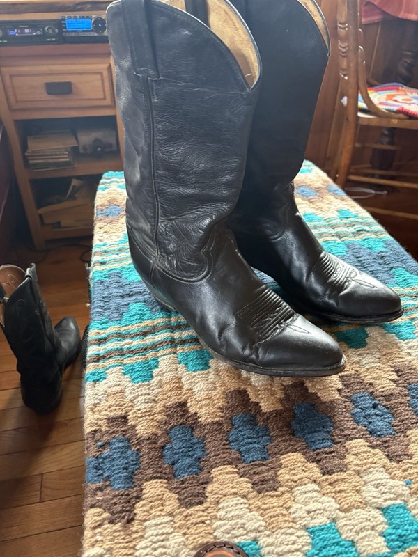 Tony Lama Vintage Black Leather Cowboy Boots Model Number 6156 “‘Ol Buck” 10.5D