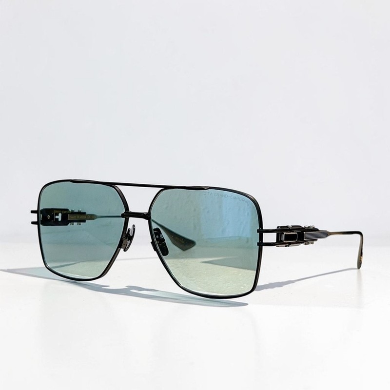 DITA Grand-Empérik Sunglasses Black / Mint Green Gradient 61mm DTS159-A