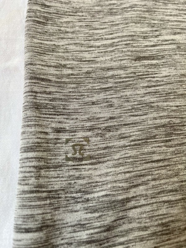 Lululemon Metal Vent Tech Short Sleeve Shirt in Heather Grey Size XL MVT gallery