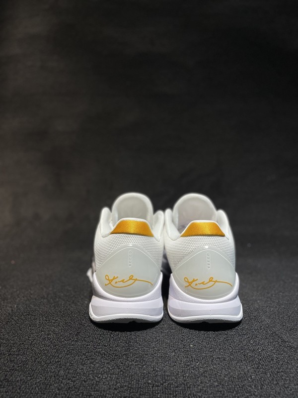 Zoom Kobe 5 Protro'Alternate Bruce Lee 'CD4991-101 Size 7-13 gallery