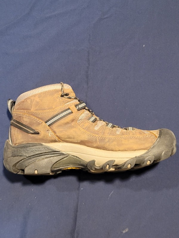 New Keen Targhee ll Mid Men's Hiking Boots Size 11.5 Wide Brown gallery