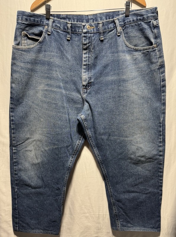 Wrangler 5 Pocket Jeans Men’s 44 X 32 Altered To 43 X 26
