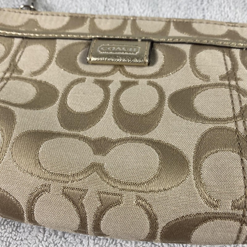 Coach Wristlet Womens Small Gold Khaki Signature C Logo Clutch Purse Bag gallery