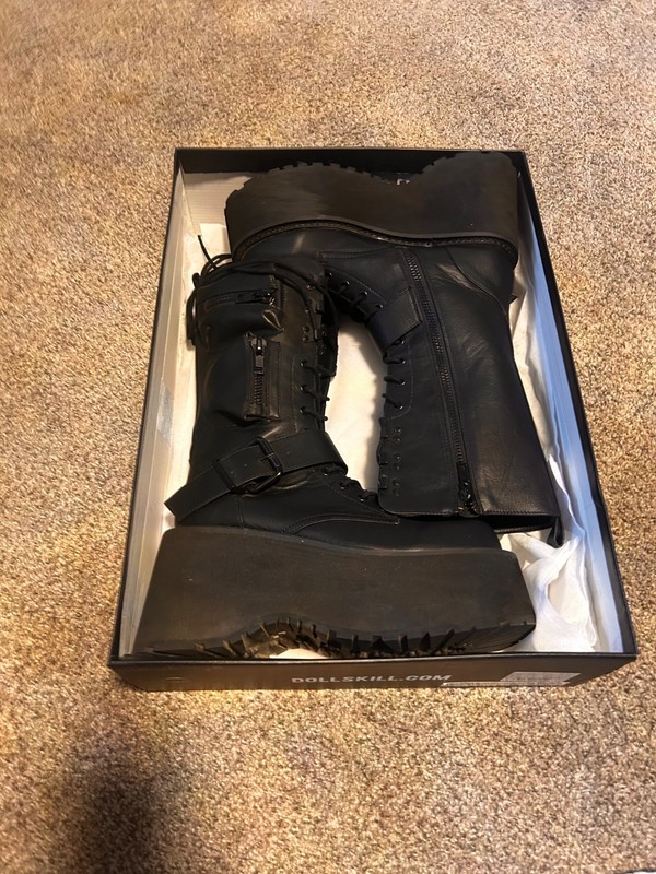 Dolls Kill Current Mood Boots 10 Black Combat Platform Obsidian Zipper Goth Punk