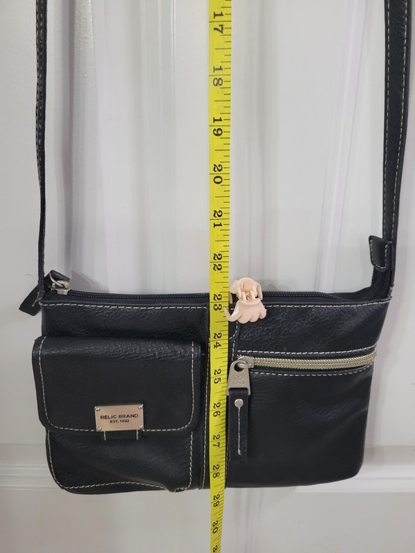 Vintage Relic Black Cross Body Faux Leather Zipper Close Purse gallery