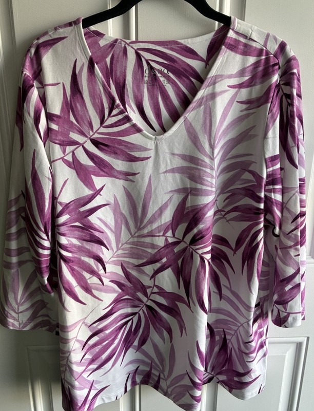 “d & co” 2 XL. Tropical Palm Leaf Print In Purple. Vee Neck Stretch Fabric