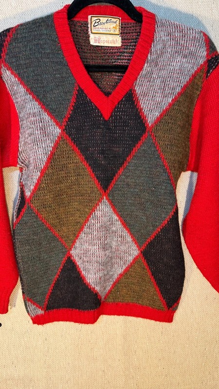 Vintage 1970s Brentwood Hopscotch Mirapaca Wool Alpaca Argyle V-Neck Sweater Men gallery