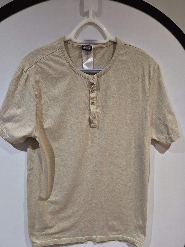 MENS PATAGONIA DAILY HENLEY T-SHIRT SIZE MEDIUM
