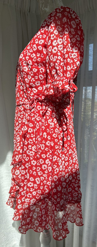 NEW LOOK ~ size 10 ~ Red floral chiffon wrap dress ~ worn once gallery