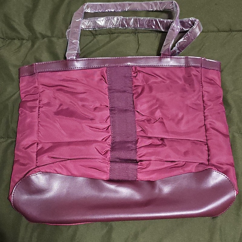 Calvin Klein Burgundy Tote Bag Zip Closure Double Handles Solid Casual