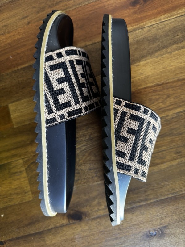 Fendi Men's Black Logo Comfort Slide Sandal gallery