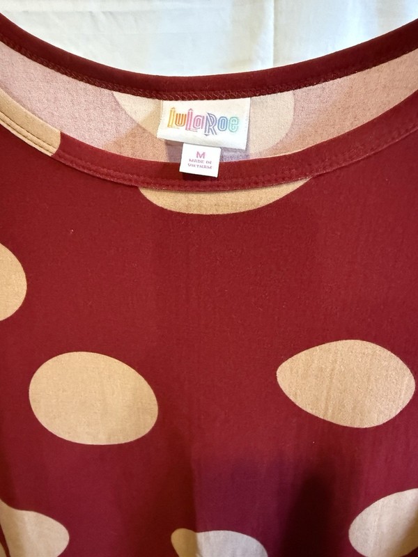 LuLaRoe Women's M Burgundy/Beige Polka Dot Hi-Low Carly Dress Short Sleeve-soft gallery