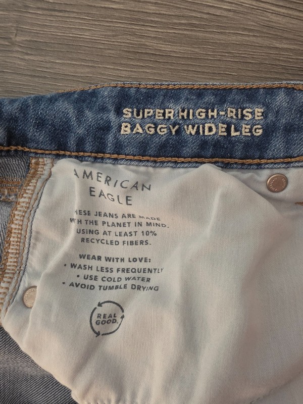 American Eagle Super High Rise Baggy Wide Leg Jeans Womens 10 Blue Distressed gallery