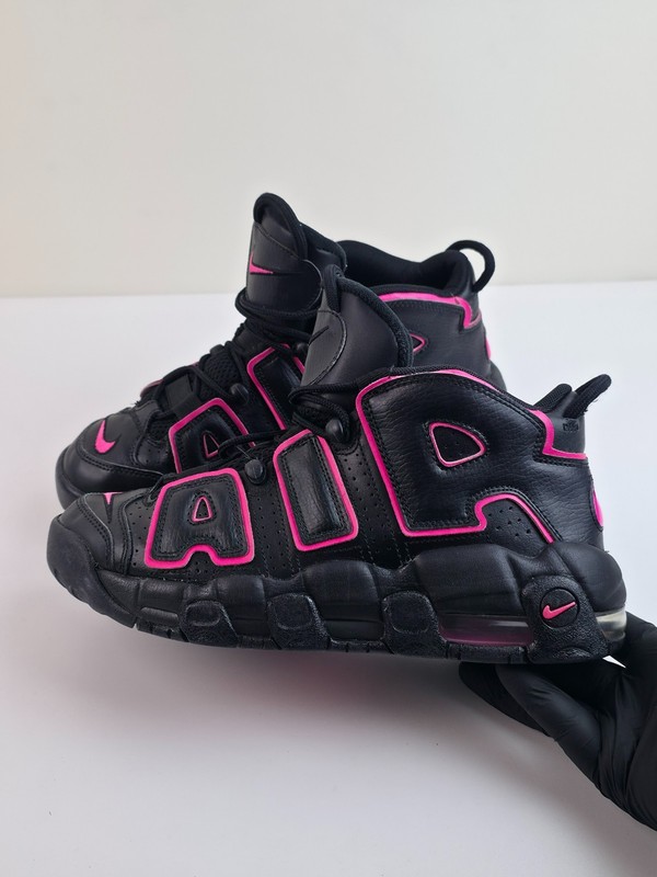 authentic nike Youth air more uptempo youth black/pink size 6.5 women