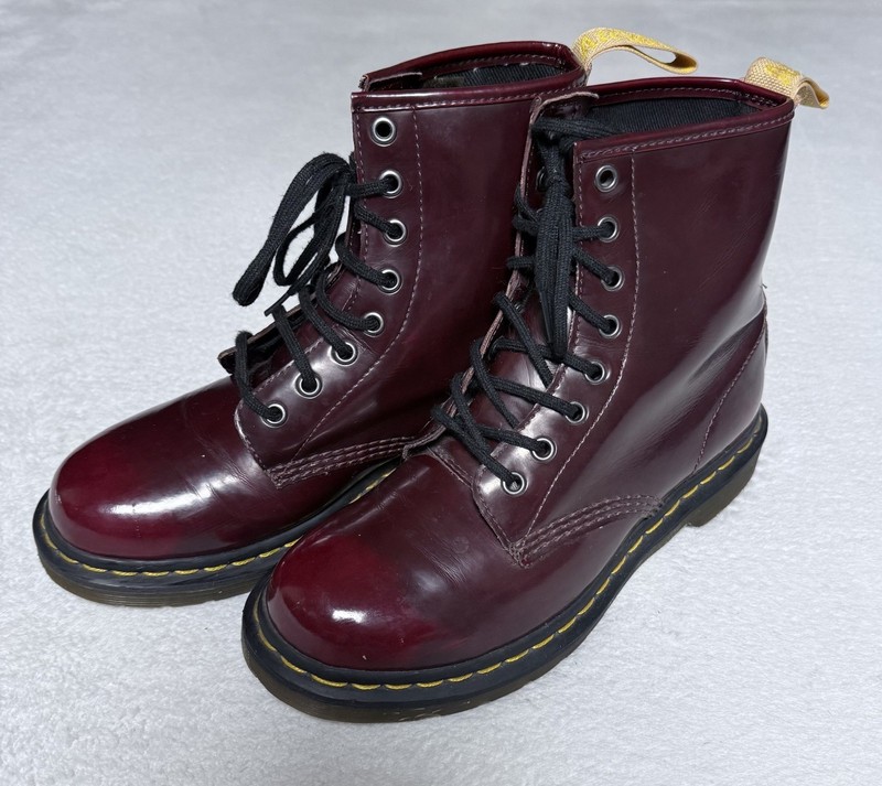 Dr. Martens Vegan Boots Women’s 8 Cherry Red Combat Lace Up AirWair Docs 14585