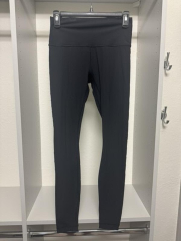 Lululemon Black High-Rise Leggings Size 6