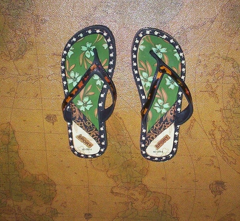 Flip Flop Size 7 Black, Flat (0 to 1/2 in.), Floral, Narrow,Black,Rubber gallery