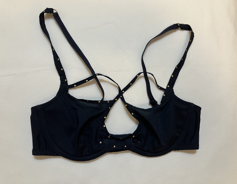 Agent Provocateur Liza bra (34B), and (not shown) brief (3)